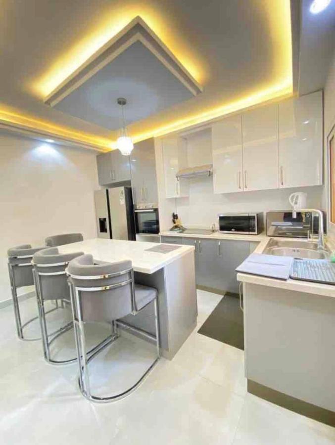 Appartement Luxe Idealement Situe A Dakar Exteriör bild