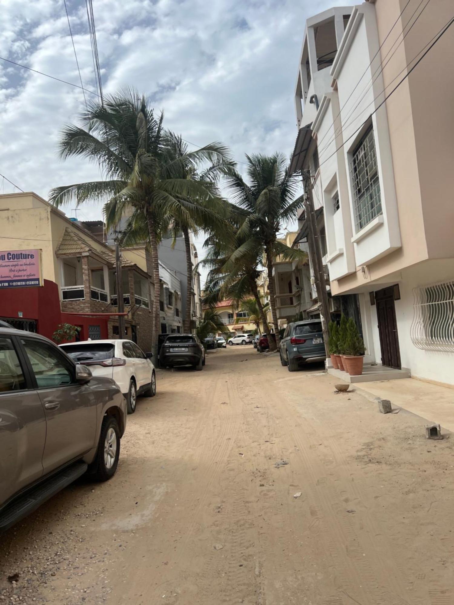 Appartement Luxe Idealement Situe A Dakar Exteriör bild